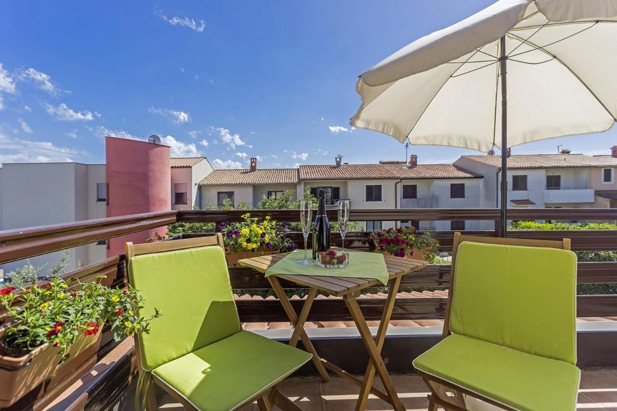 Nada in Vinkuran  Villa Pula Bagian luar foto