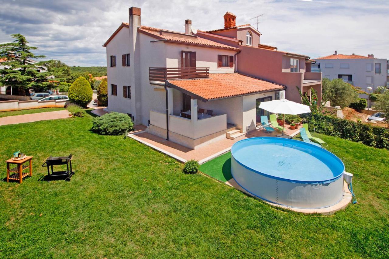 Nada in Vinkuran  Villa Pula Bagian luar foto